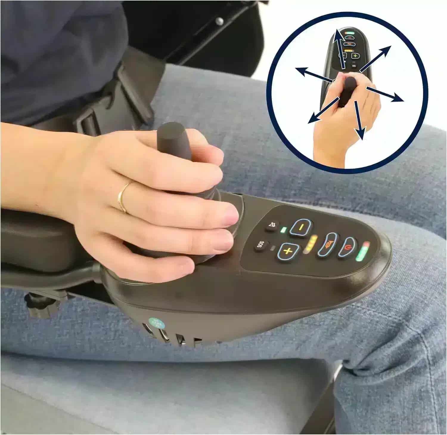 Blå elektrisk rullstol joystickdetaljer