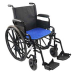 Tvättbart sittskydd a wheelchair with a blue cushion