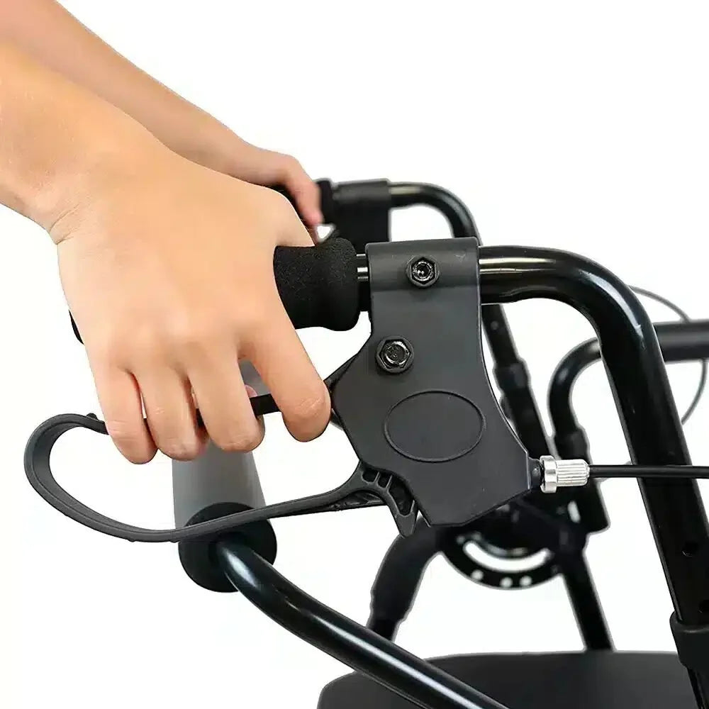 Rullator med integrerad rullstol Närbild på handtag och kabelbroms med justeringsfunktion på rullator