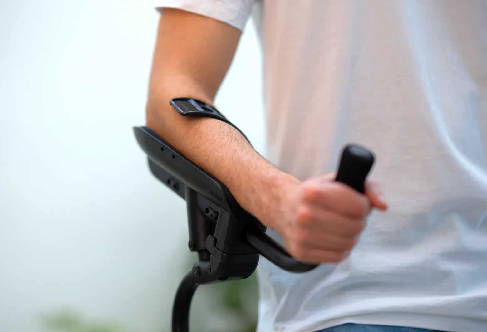 Krycka underarmsstöd höger med stabil armposition vid gång och förflyttning