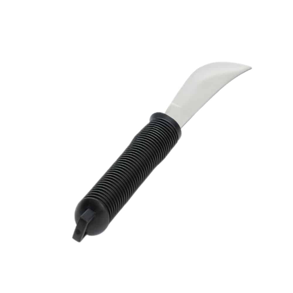 Ergonomisk matkniv för bekväm hantering med svart handtag och en vit skalknivssudd.