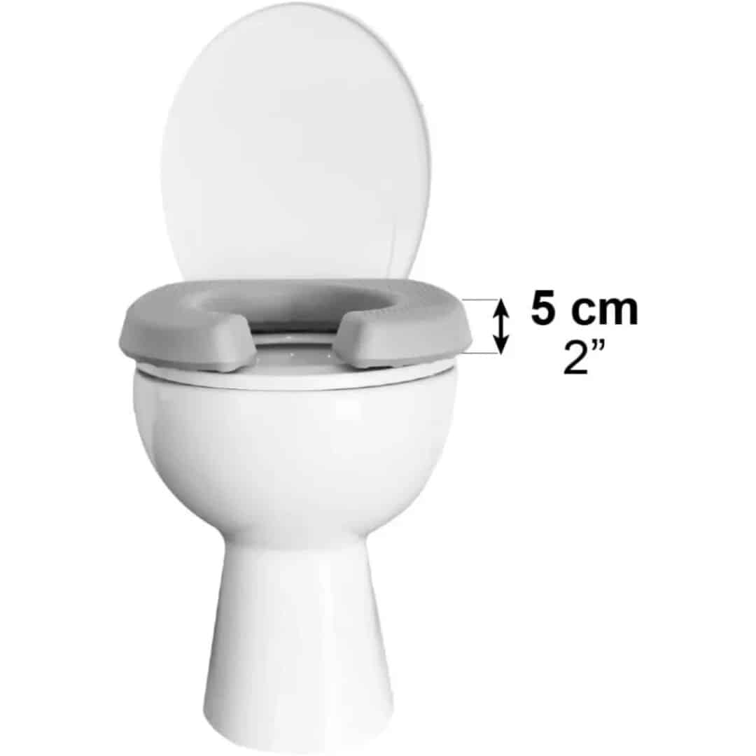 Toalettsitshöjare vadderad Toalett med mjuk toalettförhöjning som ger 5 cm extra höjd.