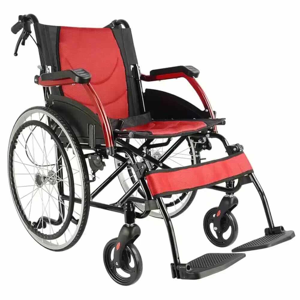 Lättvikt rullstol modell 5320 i aluminium med röda detaljer och hopfällbar design.
