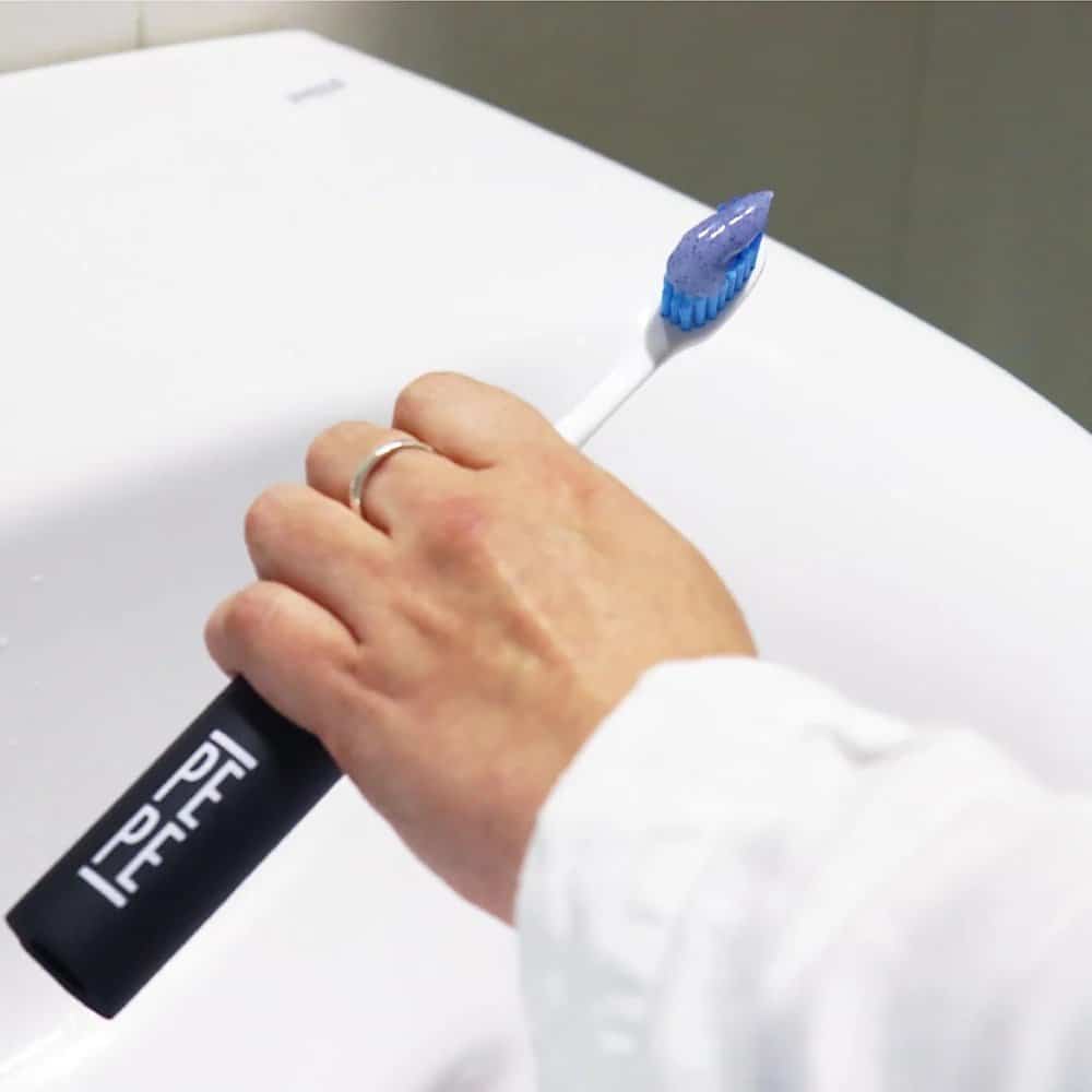 Ergonomisk greppförstärkare Ergonomiskt Greppförstärkare används med tandborste