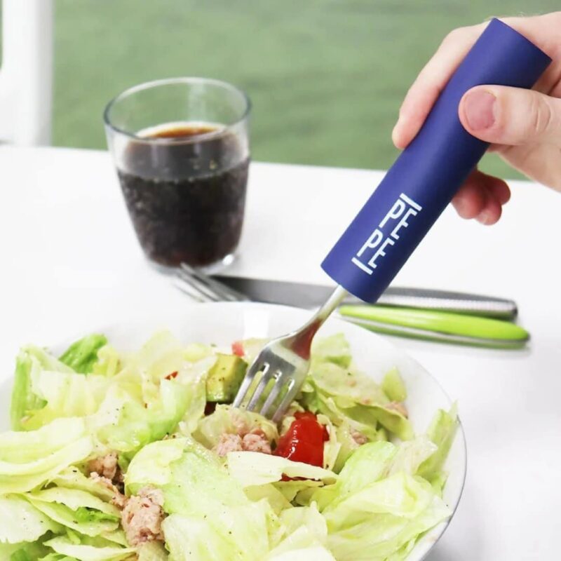 Ergonomiskt Greppförstärkare vid måltid Ergonomiskt Greppförstärkare används med bestick vid måltid