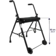 Rullator med två hjul i svart aluminium med sits på 52 cm höjd, markerad med måttangivelse.