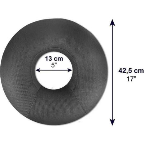 Exakta mått 42,5 cm i diameter Sittdyna rund med hål Ovanifrån vy av sittdyna med måttangivelse