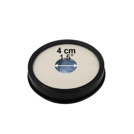 blob-2-54.jpg Skydd för gipsad underarm a circular object with a black rim