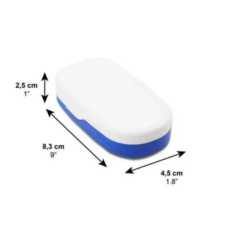 Tablettdelare Tablettdelare a blue and white container with measurements