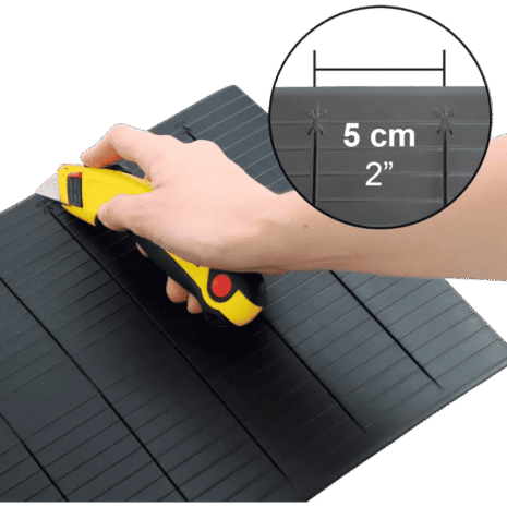 tmxhg48e_batcheditor_fotor.png a hand holding a yellow cutter