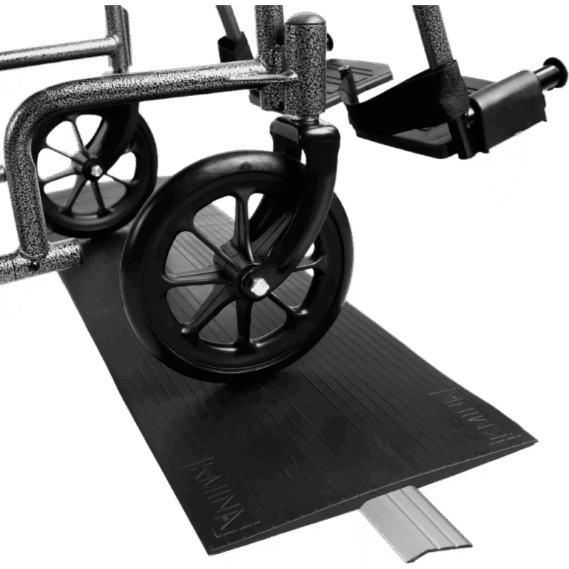 w90pk56i_batcheditor_fotor.png a wheel on a wheelchair