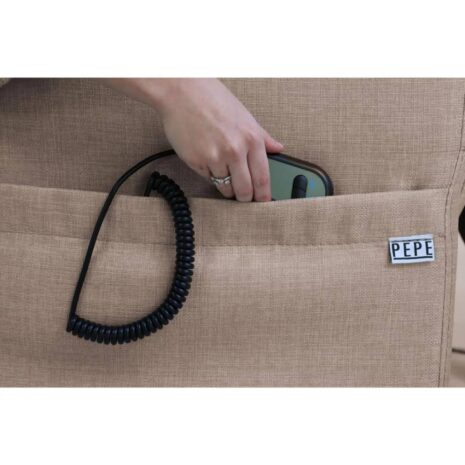 Elektrisk relaxfåtölj beige sidoficka och handkontroll Elektrisk relaxfåtölj beige sidoficka och handkontroll