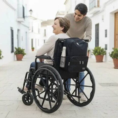rullstolsväska användning utomhus på rullstol